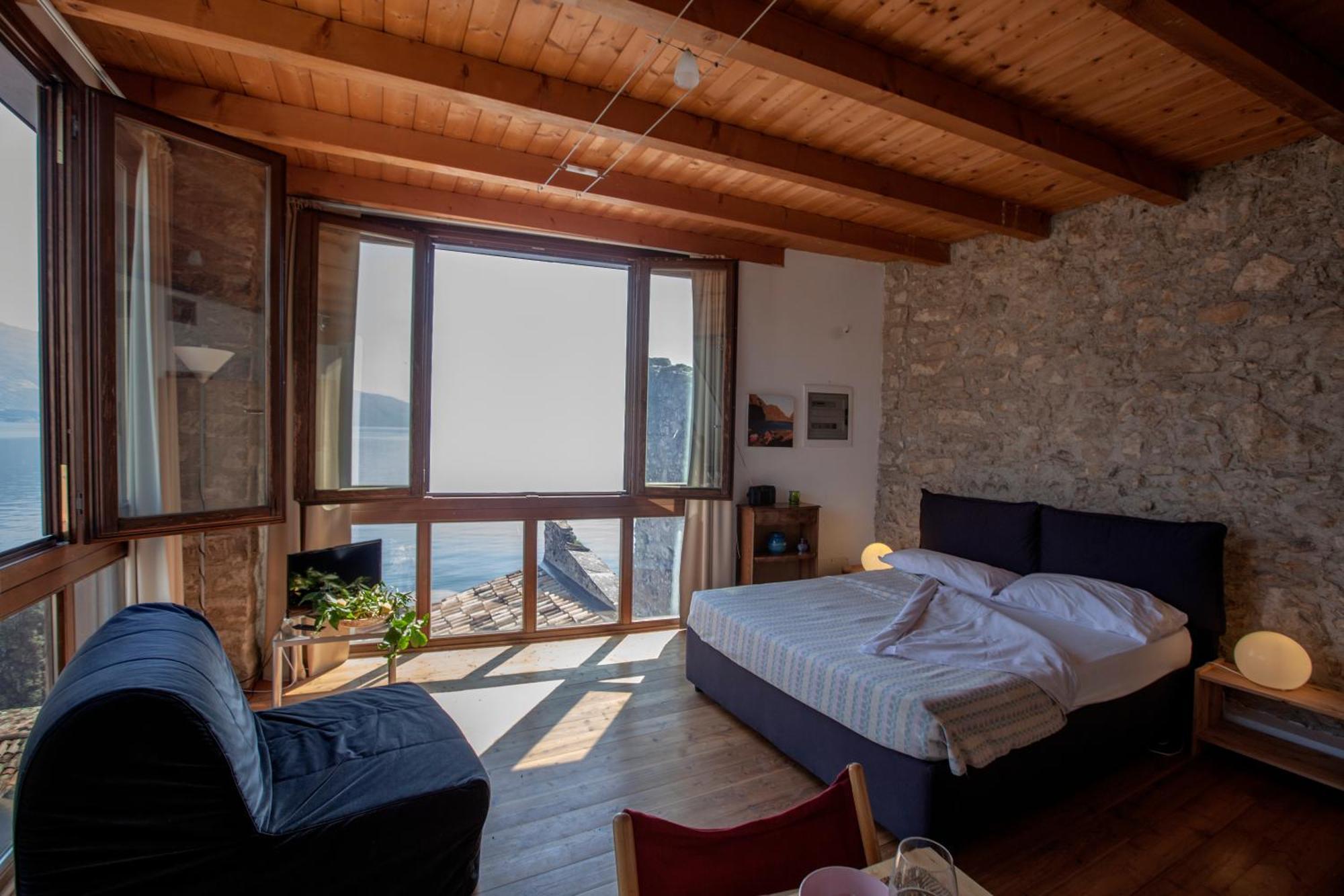 Pra De La Fam Bed and breakfast